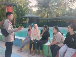 Bhabinkamtibmas Polsek Barebbo Sambang Warga di Objek Wisata Rindu Alam, Sampaikan Imbauan Kamtibmas