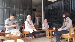 Silaturahim Dengan Aparatur Desa, Personil Polsek Palakka Lakukan Himbauan Kepada Warga