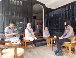 Silaturahim Dengan Aparatur Desa, Personil Polsek Palakka Lakukan Himbauan Kepada Warga
