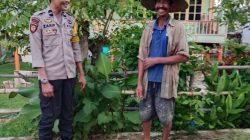 Bhabinkamtibmas Polsek Salomekko Laksanakan Giat Sambang ke Wilayah Binaan