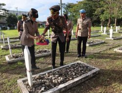 Polres Bone Gelar Ziarah Rombongan dan Tabur Bunga Sambut Hari Bhayangkara ke-80 Tahun 2026