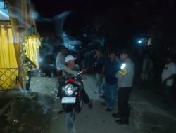 Bhabinkamtibmas Polsek Ponre hadiri hajatan warga dan melaksanakan pengamanan acara hiburan