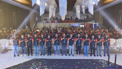 Closing Ceremony Tournament E-Sport Kapolda Cup Road to Kapolri Cup 2026, Kapolda Sulsel Serahkan Piala Bergilir