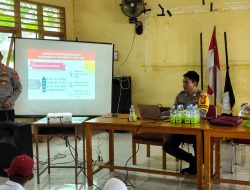 Kapolsek Barebbo Berikan Penyuluhan Bahaya Narkoba kepada Peserta MPLS SMPN 1 Barebbo
