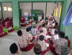 Aipda Ali Irham Hadir Berikan Penyuluhan Terkait Kenakalan Remaja Kepada Para Pelajar di MTs Nurul Aeyn Kampung Baru