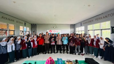 Kapolsek Kajuara Iptu Tajuddin Jadi Pemateri MPLS di SMKN 6 Bone, Kecamatan Kajuara