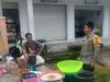 BHABINKAMTIBMAS POLSEK BAREBBO PANTAU HARGA DAN KETERSEDIAAN BAHAN POKOK DI PASAR APALA