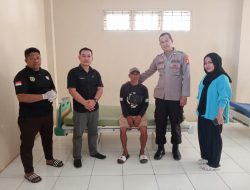 Polsek Barebbo Kawal ODGJ ke RSU Tenriawaru Watampone untuk Mendapatkan Penanganan Medis
