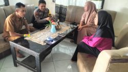 Melalui Sambang, Bhabinkamtibmas Aipda Armansyah Jalin Komunikasi Secara Harmonis dengan Warga