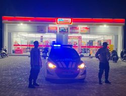 Tingkatkan Kewaspadaan dan Cegah Aksi Kriminalitas, Polsek Tellu Siattinge Rutinkan Kegiatan Patroli Malam