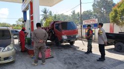 Polisi Hadir di Tengah Antrean BBM, Arus Lalu Lintas Tetap Lancar dan Terkendali