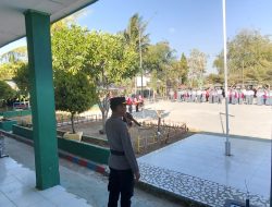 Polri Hadir di Tengah Pelajar, Kapolsek Ajangale Jadi Pembina Upacara