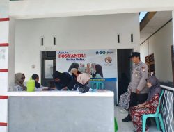 Bhabinkamtibmas Dampingi Pelayanan Posyandu, Ajak Warga Cegah Stunting