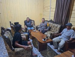 Bhabinkamtibmas Bripka Arman Silaturahmi dengan Tokoh Masyarakat, Ajak Jaga Kamtibmas