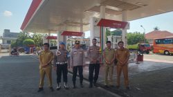 Waka Polsek Mare Cek Personel Pengamanan di SPBU Karella Mare