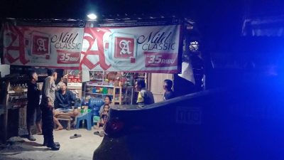 Patroli Malam KSPKT I Polsek Ulaweng Sambangi Remaja dan Objek Vital