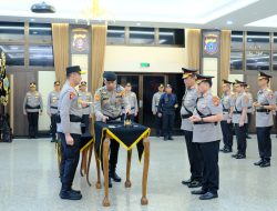 Kapolri Lantik Irjen Pol. Dr. M. Awal Chairuddin sebagai Kapolda Sulsel Gantikan Irjen Pol. Djuhandhani Rahardjo Puro