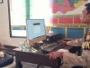 Tingkatkan Pelayanan Publik KSPKT Polsek Ulaweng Aiptu Mursalim Bantu Warga Buatkan Laporan Kehilangan KTP